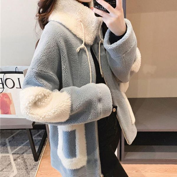 women's jackets 2021 fashion winter imitation lamb velvet zipper jacket korean version of the plus thick all-match clothing, Black;brown
women's jackets 2021 fashion winter imitation lamb velvet zipper jacket korean version of the plus thick all-match clothing, Black;brown