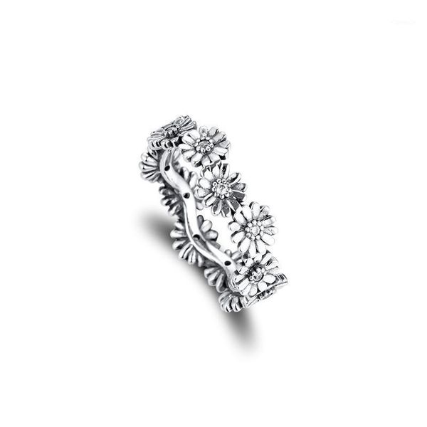 cluster rings 2021 sparkling daisy flower crown ring 925 sterling silver for women fashion jewelry engagement female gift, Golden;silver
cluster rings 2021 sparkling daisy flower crown ring 925 sterling silver for women fashion jewelry engagement female gift, Golden;silver