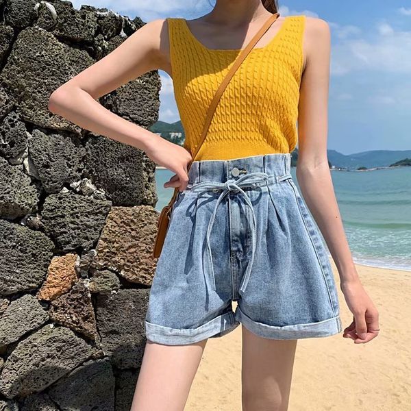 women's shorts korean version 2020 spring new high waist large size thin curled edge versatile light color denim a-line pants, White;black
women's shorts korean version 2020 spring new high waist large size thin curled edge versatile light color denim a-line pants, White;black