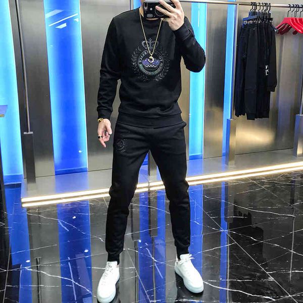 hoodies male suit european station trend crown letter label thin fashion pants two, Black
hoodies male suit european station trend crown letter label thin fashion pants two, Black