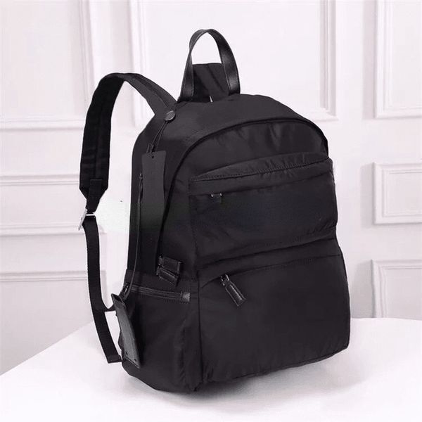 classic flower wholesale lapfashion back pack for men waterproof shoulder hand presbyopic messenger bag parachute fabric
classic flower wholesale lapfashion back pack for men waterproof shoulder hand presbyopic messenger bag parachute fabric