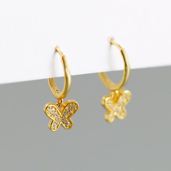 100% 925 silver minimalist circle gold color animal butterfly zircon piercing hoop earrings brinco pendientes for women 2021 & huggie, Golden;silver
100% 925 silver minimalist circle gold color animal butterfly zircon piercing hoop earrings brinco pendientes for women 2021 & huggie, Golden;silver