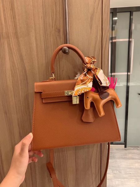designer handbags bag h herm kellys 2021 palm pattern classic can grow grass, random distribution of scarves pony pendant purse apay bb
designer handbags bag h herm kellys 2021 palm pattern classic can grow grass, random distribution of scarves pony pendant purse apay bb