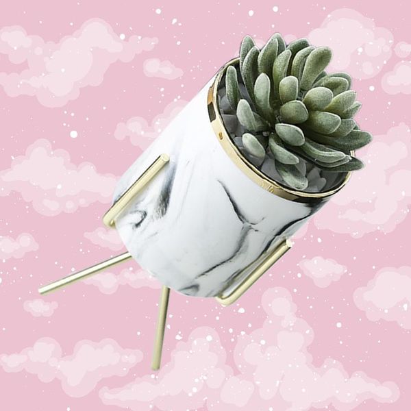 vases iron ceramics flowerpot creative deskflower frame ceramic basin (golden small size)
vases iron ceramics flowerpot creative deskflower frame ceramic basin (golden small size)