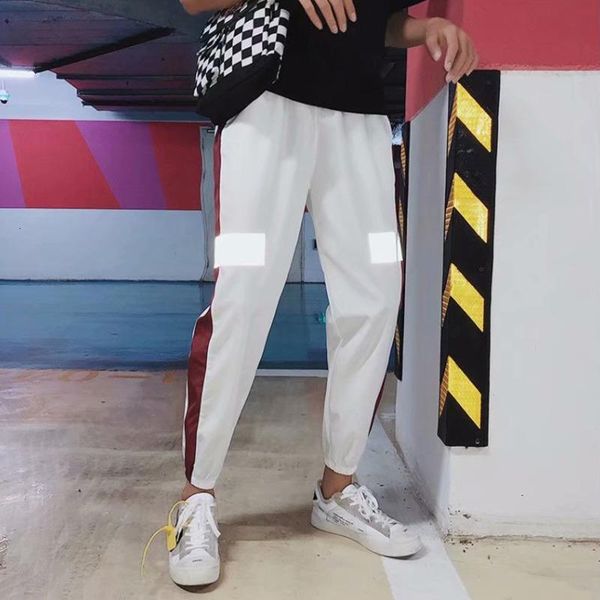 / men's wear 2021 reflective hip hop joggers pants vintage japanese streetwear track male striped sweatpants hd725, Black
/ men's wear 2021 reflective hip hop joggers pants vintage japanese streetwear track male striped sweatpants hd725, Black