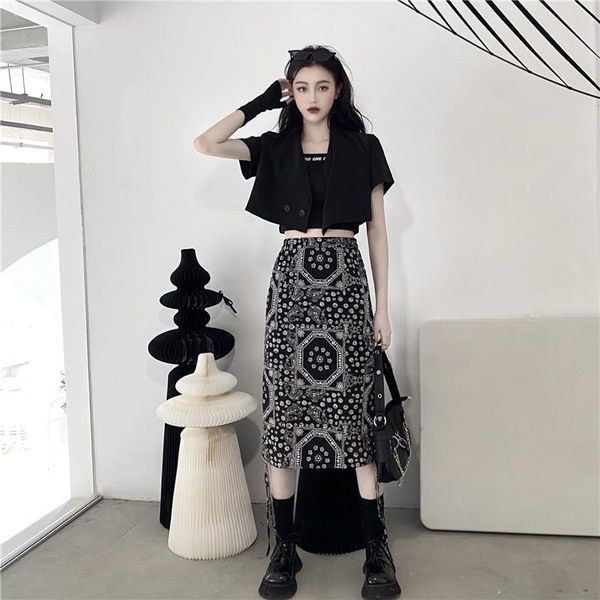 skirts goth y2k lace-up women korean summer high waist elastic drawstring skirt vintage print black
skirts goth y2k lace-up women korean summer high waist elastic drawstring skirt vintage print black
