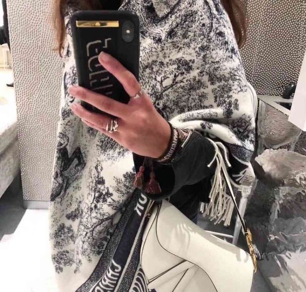 and new baby yang ying's animal ink painting tassel women's scarf shawl vle0, Blue;gray
and new baby yang ying's animal ink painting tassel women's scarf shawl vle0, Blue;gray