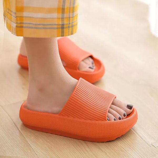 platform slippers men eva non-slip bathroom slippers soft home slippers solid color household summer men casual shoes, Black
platform slippers men eva non-slip bathroom slippers soft home slippers solid color household summer men casual shoes, Black