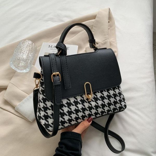 evening bags 2021 fashion pattern shoulder bag trendy flap crossbody for women designer handbags lady small handle
evening bags 2021 fashion pattern shoulder bag trendy flap crossbody for women designer handbags lady small handle