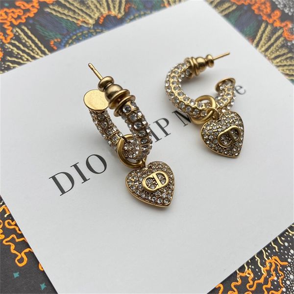 alphabet alphabet full brilliant diamonds love earrings earrings red star style, Black
alphabet alphabet full brilliant diamonds love earrings earrings red star style, Black