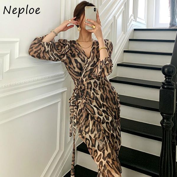 casual dresses neploe korean style chic vintage leopard v-neck drawstring slim fit vestidos ruffles patchwork women dress 1j083 lall, Black;gray
casual dresses neploe korean style chic vintage leopard v-neck drawstring slim fit vestidos ruffles patchwork women dress 1j083 lall, Black;gray