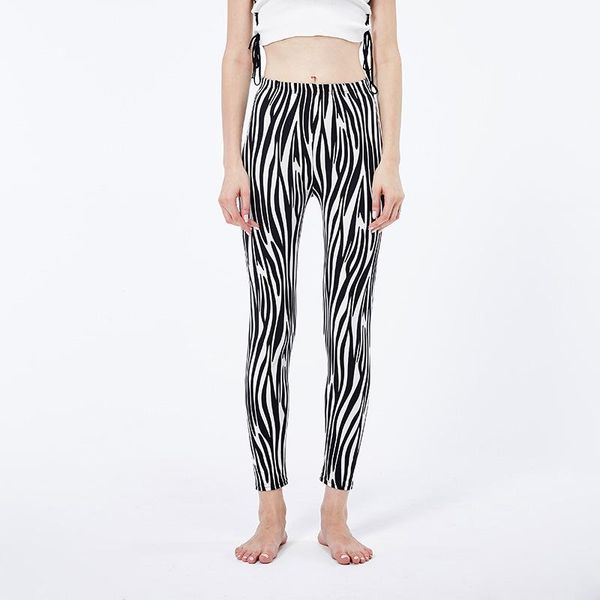 women's leggings black and white striped horse stripe soft brushed milk silk fitness push-up casual sports clothing
women's leggings black and white striped horse stripe soft brushed milk silk fitness push-up casual sports clothing