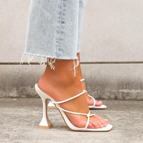 sandals summer women narrow band vintage square toe high heels cross strap thong v shape design shoes, Black
sandals summer women narrow band vintage square toe high heels cross strap thong v shape design shoes, Black