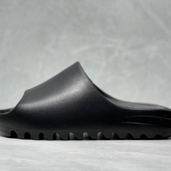 2021 new men shoes, women shoes, coconut slippers, kanye eva foam integrated shoes, cushioning and grip, parent-child, Black
2021 new men shoes, women shoes, coconut slippers, kanye eva foam integrated shoes, cushioning and grip, parent-child, Black