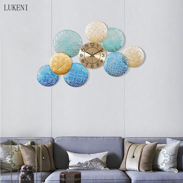 wall clocks nordic light luxury style living room decoration clock modern household mute large bedroom personality
wall clocks nordic light luxury style living room decoration clock modern household mute large bedroom personality