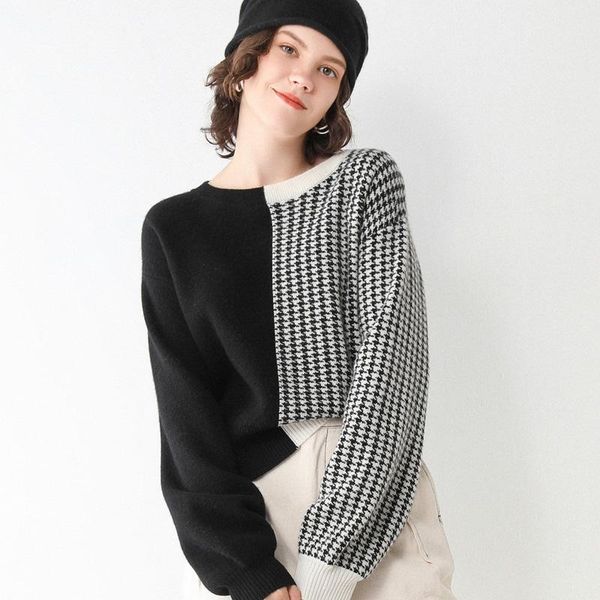 women's sweaters cashmere blouse 2021thicken color matching female pure wool base sweater round neck loose knitted pullover for autumn, White;black
women's sweaters cashmere blouse 2021thicken color matching female pure wool base sweater round neck loose knitted pullover for autumn, White;black
