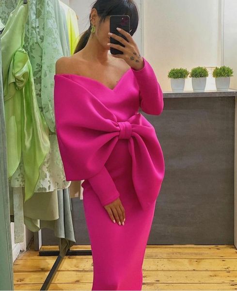 vintage satin v-neck evening dresses with bow long sleeve rose red floor length abendkleider formal party gown arabic dubai robe de soiree 2, Black;red
vintage satin v-neck evening dresses with bow long sleeve rose red floor length abendkleider formal party gown arabic dubai robe de soiree 2, Black;red