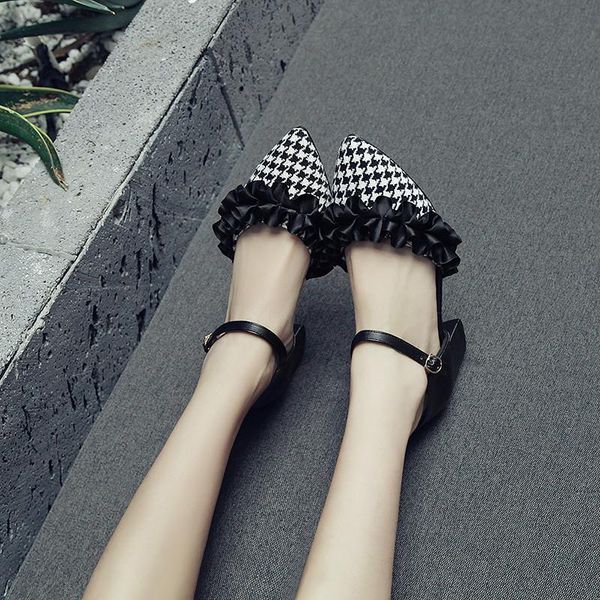dress shoes ymechic 2021 cute large size block heel women high heels plaid big ruffles pumps black office party lolita
dress shoes ymechic 2021 cute large size block heel women high heels plaid big ruffles pumps black office party lolita