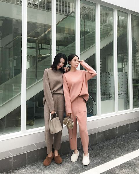 winter casual thick sweater tracksuits o-neck jumpers & elastic waist pants suit female knitted 2 pieces set, Gray
winter casual thick sweater tracksuits o-neck jumpers & elastic waist pants suit female knitted 2 pieces set, Gray