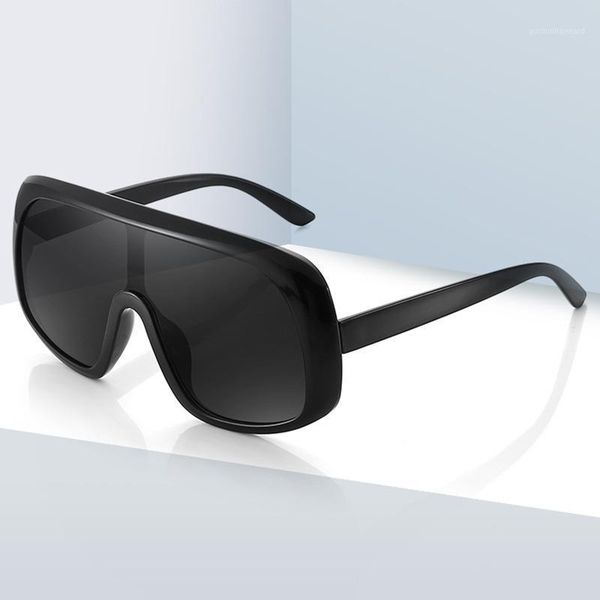 sunglasses 2021 fashion vintage retro square sun glasses decorative ladies huge for women and men designer nice, White;black
sunglasses 2021 fashion vintage retro square sun glasses decorative ladies huge for women and men designer nice, White;black