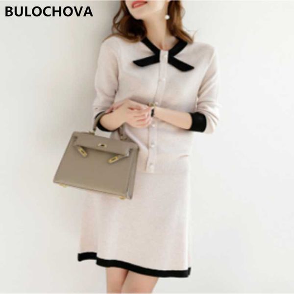 women's tracksuits drop women bow o neck pearl single-breasted suits knit jacket + half skirt 2 pieces sets 2021 autumn winter, Gray
women's tracksuits drop women bow o neck pearl single-breasted suits knit jacket + half skirt 2 pieces sets 2021 autumn winter, Gray