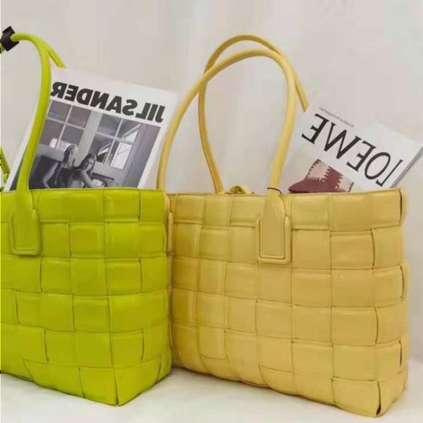 bag woven mesh summer 2021 new large-capacity tote cowhide spring one-shoulder female and portable picture ettqn
bag woven mesh summer 2021 new large-capacity tote cowhide spring one-shoulder female and portable picture ettqn