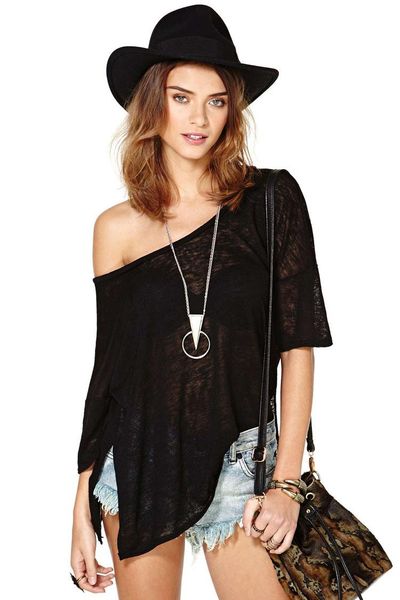 casual lazy style open back t-shirt hollow out black short sleeve women's, White
casual lazy style open back t-shirt hollow out black short sleeve women's, White