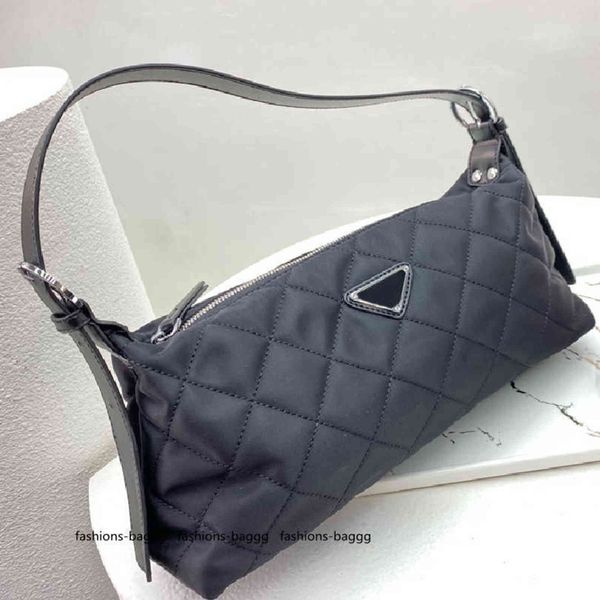 women nylon shoulder bags designer soft handbags baguettes purses triangle sequin fashion small totes black casual handbag diamond lattice
women nylon shoulder bags designer soft handbags baguettes purses triangle sequin fashion small totes black casual handbag diamond lattice
