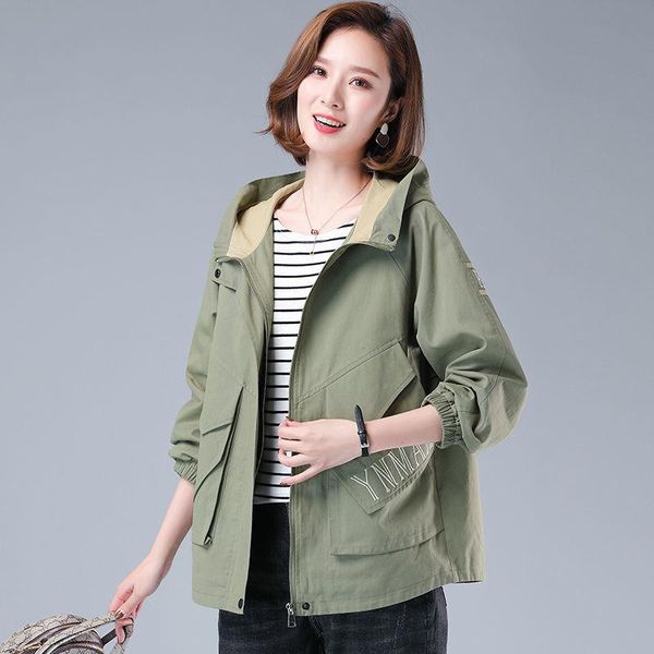 women's jackets middle-aged jacket 2021 spring and autumn short windbreaker female coat fashion wild clothing, Black;brown
women's jackets middle-aged jacket 2021 spring and autumn short windbreaker female coat fashion wild clothing, Black;brown