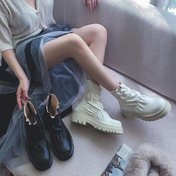 dress shoes spring and autumn 2021 simple casual elastic fold thick bottom with short boots fashion wild zipper women's x093, Black
dress shoes spring and autumn 2021 simple casual elastic fold thick bottom with short boots fashion wild zipper women's x093, Black