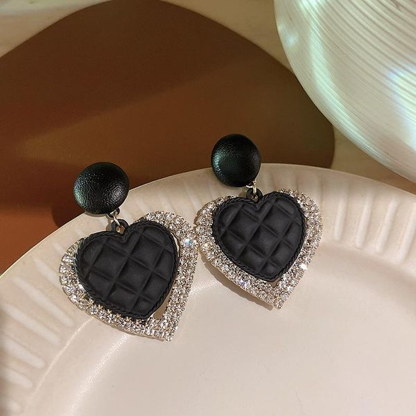 dangle & chandelier minar sweet bling rhinestone love heart earrings for women black color leather plaid drop fashion party jewelry, Silver
dangle & chandelier minar sweet bling rhinestone love heart earrings for women black color leather plaid drop fashion party jewelry, Silver