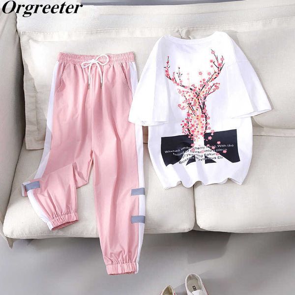 personality sports tracksuit women's 2 piece sets female flower letter print tshirts and hit colors elastic waist pants set 210925, White
personality sports tracksuit women's 2 piece sets female flower letter print tshirts and hit colors elastic waist pants set 210925, White