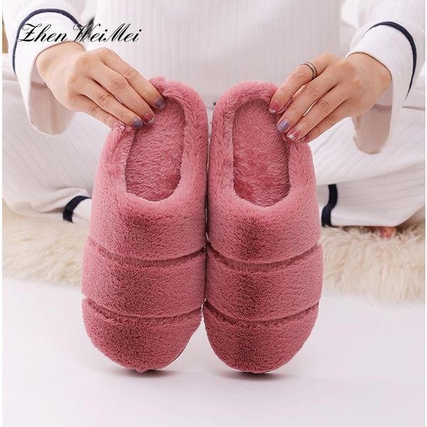 slippers winter soft plush thermal family lovers shoes home slipper flat female, Black
slippers winter soft plush thermal family lovers shoes home slipper flat female, Black