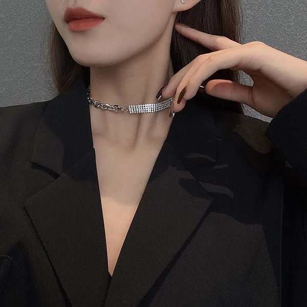 chains 2021 necklace female niche design zircon bone chain personality simple collar short locomotive style party gift neck, Silver
chains 2021 necklace female niche design zircon bone chain personality simple collar short locomotive style party gift neck, Silver
