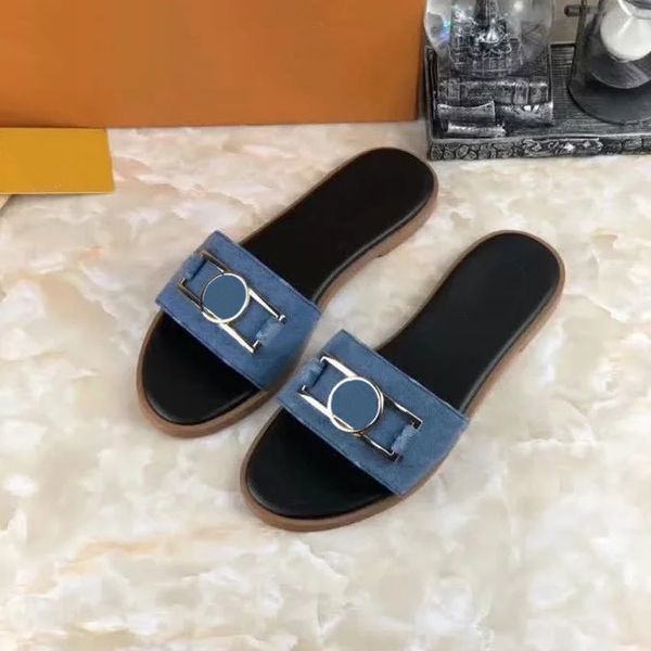 luxury women leather slipper slides summer flats classic print platform sandals flats soft shoes ladies beach shoes colors, Black
luxury women leather slipper slides summer flats classic print platform sandals flats soft shoes ladies beach shoes colors, Black