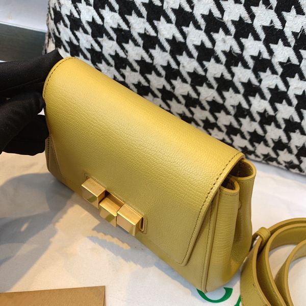 latest women's waist bag 7a high-end customized quality kf0011 fashion business and leisure brand can be slung
latest women's waist bag 7a high-end customized quality kf0011 fashion business and leisure brand can be slung