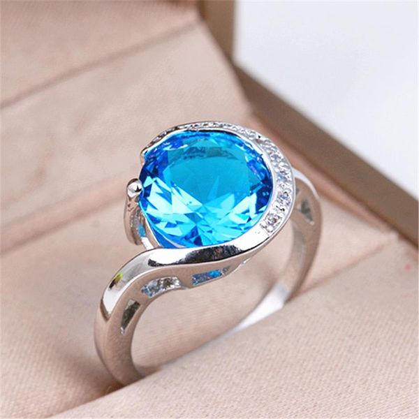 wedding rings fashionable woman silver ring classic exaggerated heart-shaped inlaid zircon temperament female hand jewelry, Slivery;golden
wedding rings fashionable woman silver ring classic exaggerated heart-shaped inlaid zircon temperament female hand jewelry, Slivery;golden