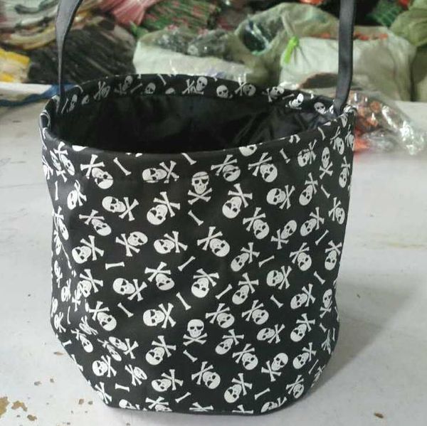 gift wrap 50pcs/lot wholesale personality halloween bucket kids treat or trick bag lin4480
gift wrap 50pcs/lot wholesale personality halloween bucket kids treat or trick bag lin4480