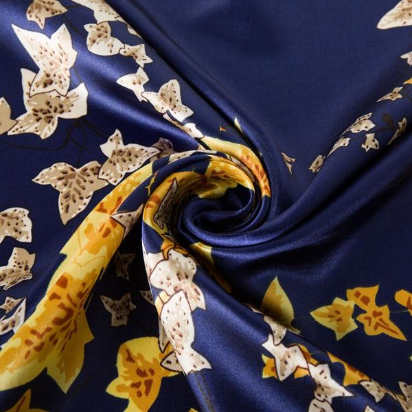 scarves summer silk leaf print shawls lady wrap soft hijab female beach bandannas foulard muffler sunscreen pareo 90x90cm, Blue;gray
scarves summer silk leaf print shawls lady wrap soft hijab female beach bandannas foulard muffler sunscreen pareo 90x90cm, Blue;gray