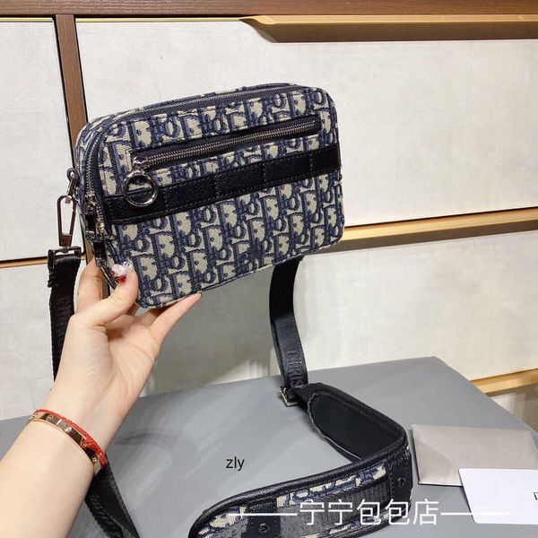 new embroidery knitting jacquard camera bag single shoulder messenger leisure postman zly women's presbyopia canvas
new embroidery knitting jacquard camera bag single shoulder messenger leisure postman zly women's presbyopia canvas