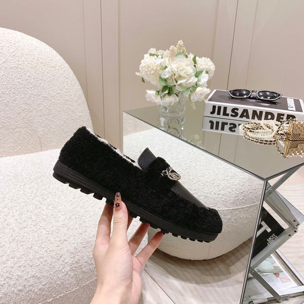 luxury classic autumn and winter women's shoes designer comfortable brand retro lazy hairy shoelace shoe box, Red;white
luxury classic autumn and winter women's shoes designer comfortable brand retro lazy hairy shoelace shoe box, Red;white