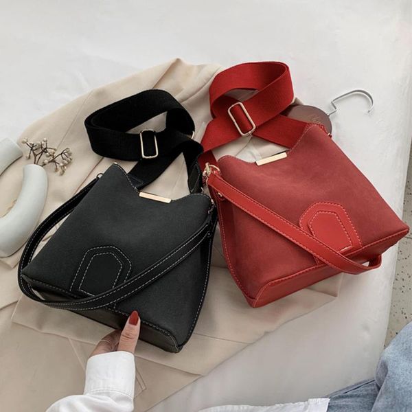 evening bags fashion nubuck leather bucket bag with compartment large capacity shoulder messenger
evening bags fashion nubuck leather bucket bag with compartment large capacity shoulder messenger