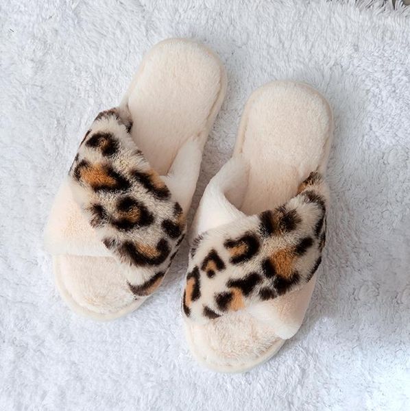 women slip house slippers faux fur leopard print fashion warm shoes flats female slides white grey pink home furry, Black
women slip house slippers faux fur leopard print fashion warm shoes flats female slides white grey pink home furry, Black