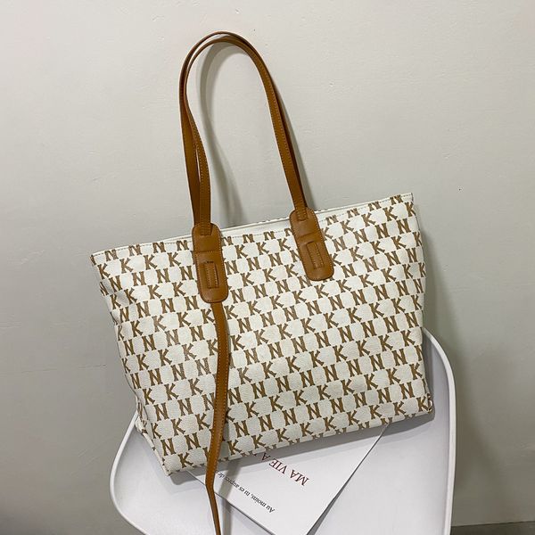 messenger bags messenger bagsbag high tote capacity women's in early autumn 2021
messenger bags messenger bagsbag high tote capacity women's in early autumn 2021