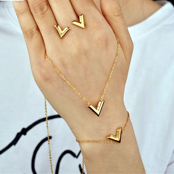 earrings & necklace selling stainless steel jewelry set gold silver minimalist wedding bridal fashion for women t004
earrings & necklace selling stainless steel jewelry set gold silver minimalist wedding bridal fashion for women t004