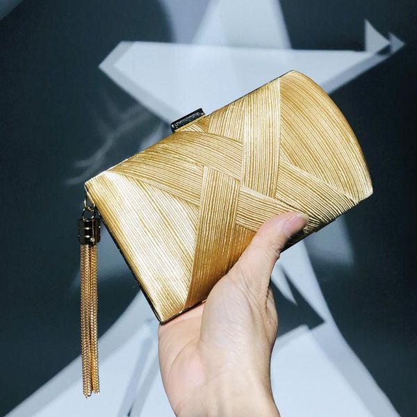 storage bags women's elegant pendant evening bag purse handbag for wedding night out
storage bags women's elegant pendant evening bag purse handbag for wedding night out