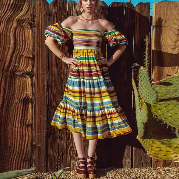 1216 2022 runway dress spring autumn dress brand same style empire short sleeve slash neck flora print fashion yy, Black
1216 2022 runway dress spring autumn dress brand same style empire short sleeve slash neck flora print fashion yy, Black