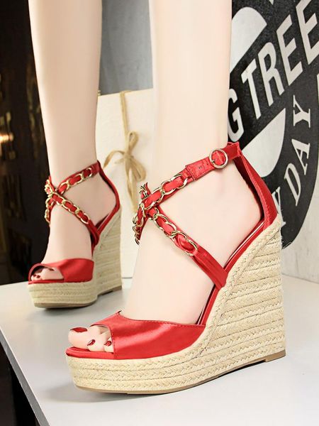 wedge sandals female summer 2021 fashion straw platform shoes comfortable wild word with red high heels, Black
wedge sandals female summer 2021 fashion straw platform shoes comfortable wild word with red high heels, Black
