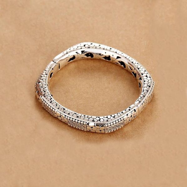 bangle retro hollow silver bracelet indonesian style craft square niche design ladies bracelets jewelry accessories, Black
bangle retro hollow silver bracelet indonesian style craft square niche design ladies bracelets jewelry accessories, Black
