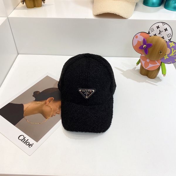 p family inverted triangle correct letter baseball cap ~ 2021 autumn and winter lamb wool youth fashion leisure shopping warm hat
p family inverted triangle correct letter baseball cap ~ 2021 autumn and winter lamb wool youth fashion leisure shopping warm hat